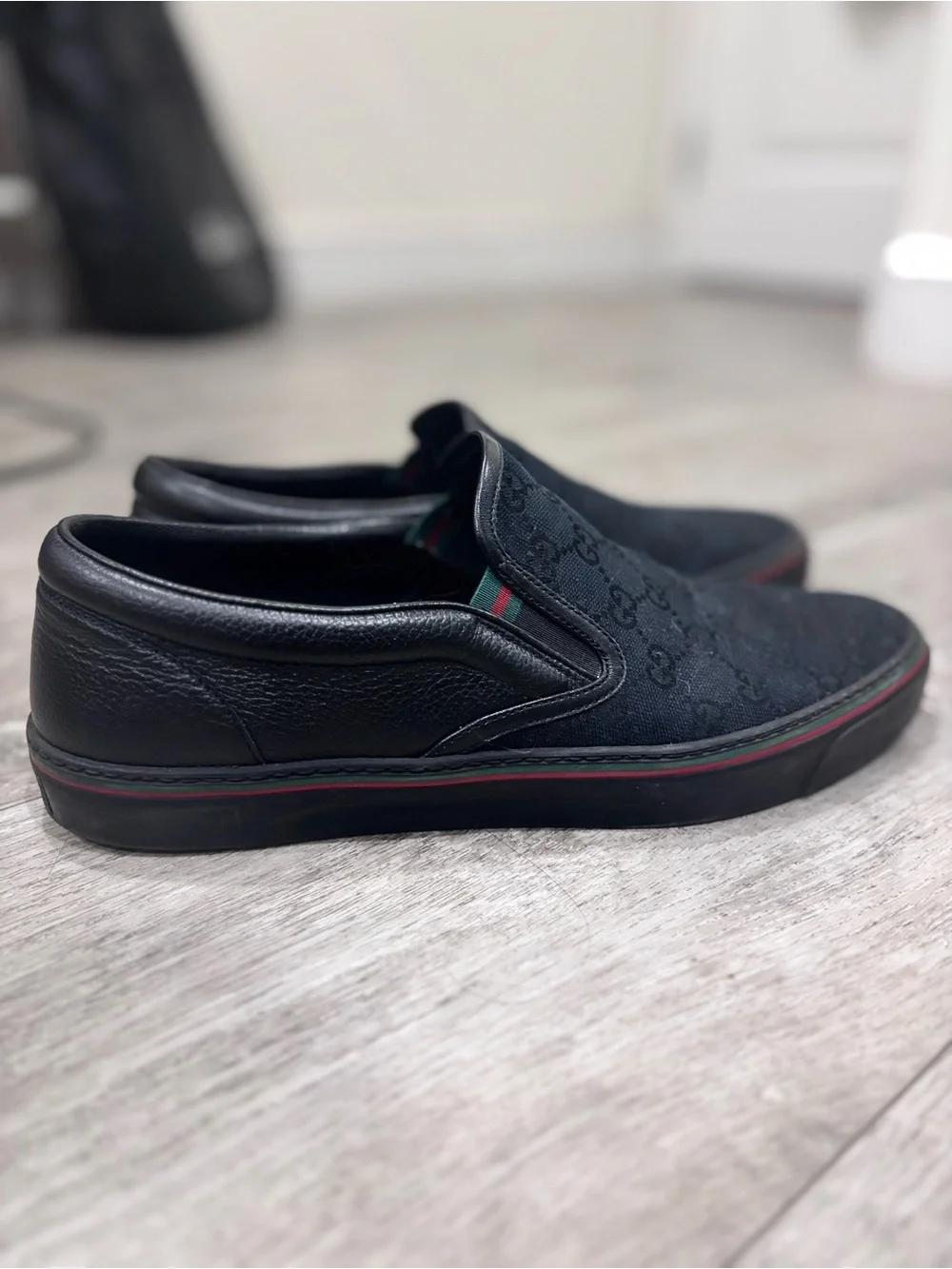 Gucci Slip-On Men’s Casual Sneakers
